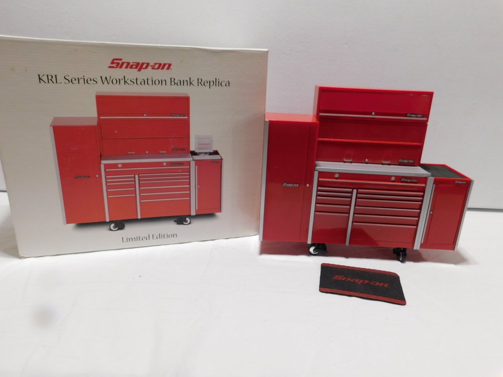 Image for October Dyersville Monthly Farm Toy Auction