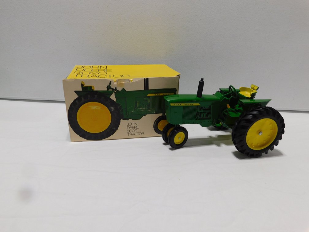 Image for October Dyersville Monthly Farm Toy Auction
