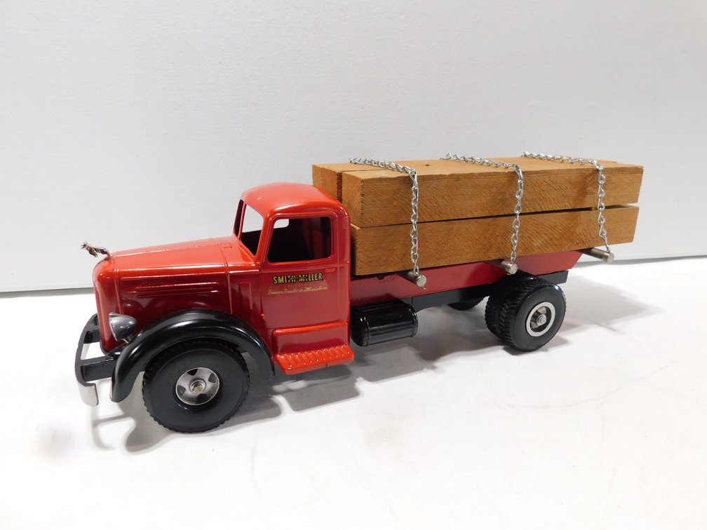 Image for Friday Annual Dyersville Farm Toy Auction Week