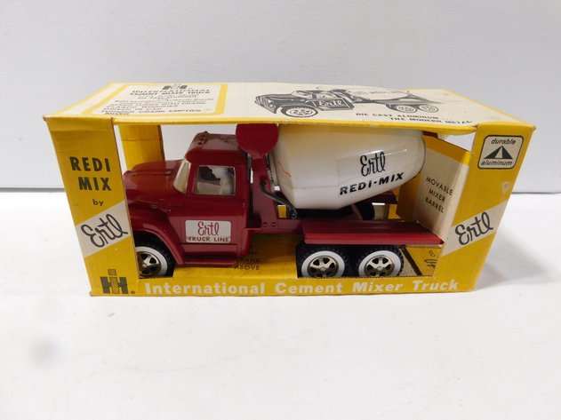 Image for Saturday Annual Dyersville Farm Toy Auction Week
