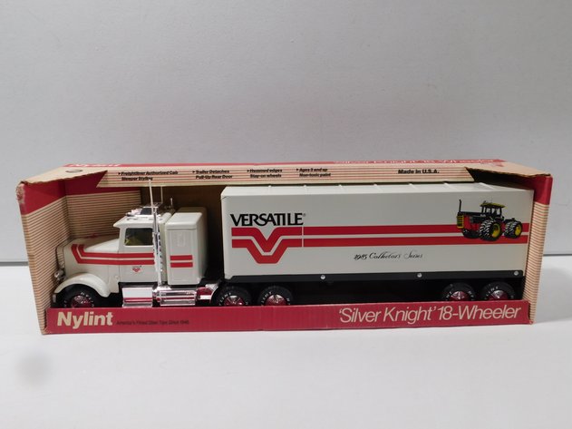 Image for November Dyersville Monthly Farm Toy Auction