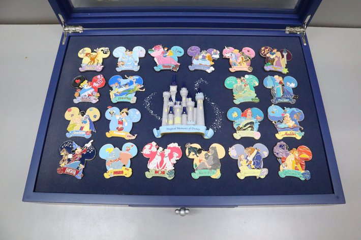 Image for Art, Disney & Crystal Auction