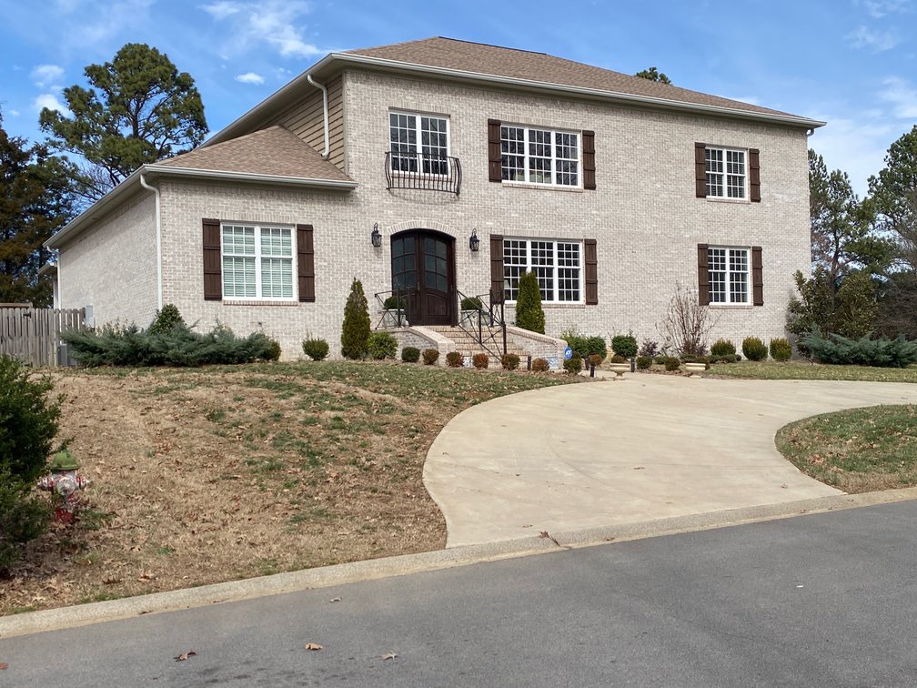 Image for Living Estate Auction-2108 Spindletop Drive, Murray, KY