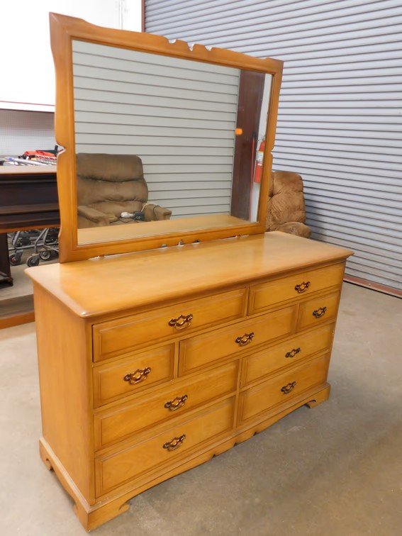 Image for Absolute Online Auction #2207