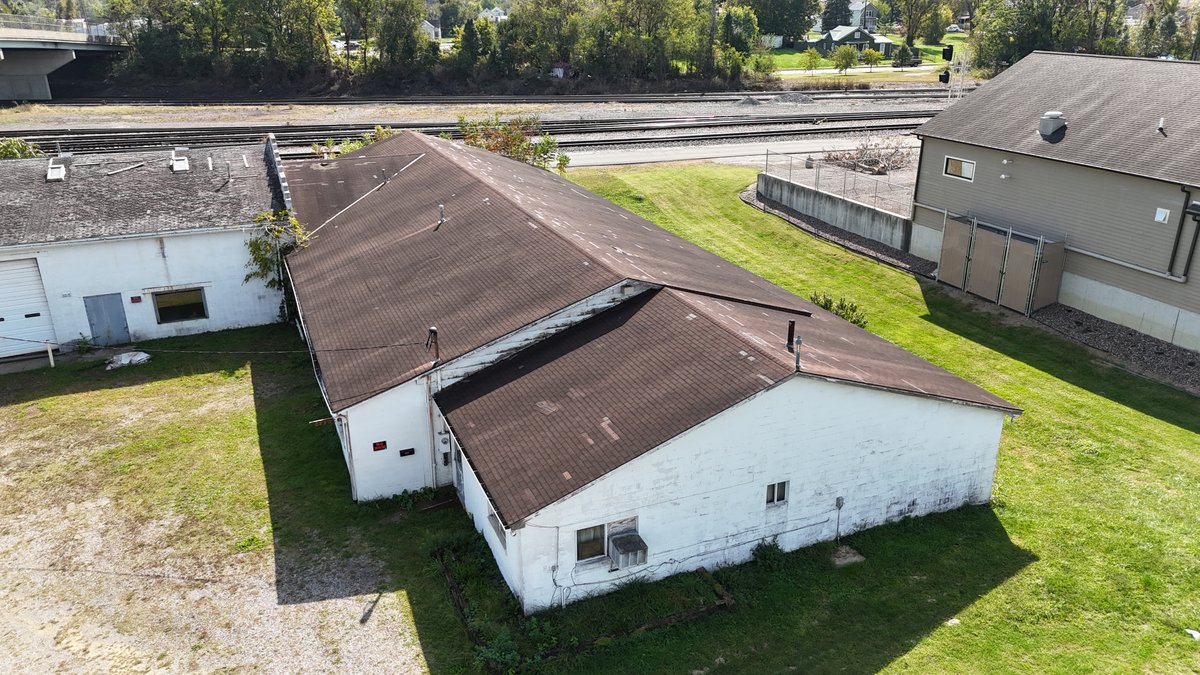 Image for Live Onsite Real Estate Auction with Online Bidding