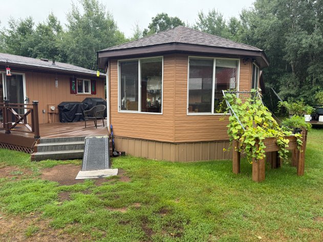Image for Boulder Juntion Real-Estate Auction! Beautiful Home with Buildings! 1.5 Acres