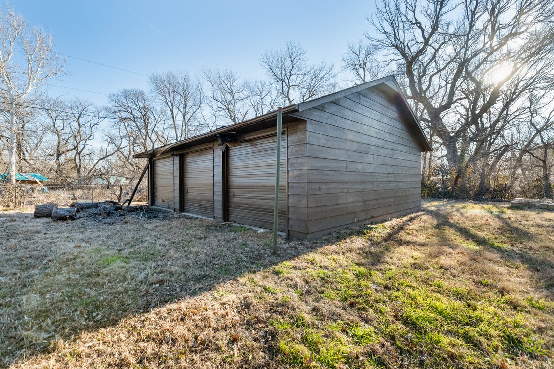 Image for 2815 E. Glen Oaks Dr.