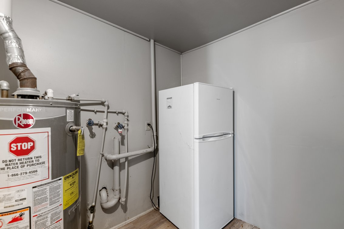 Image for 1533 S Saint Clair Ave