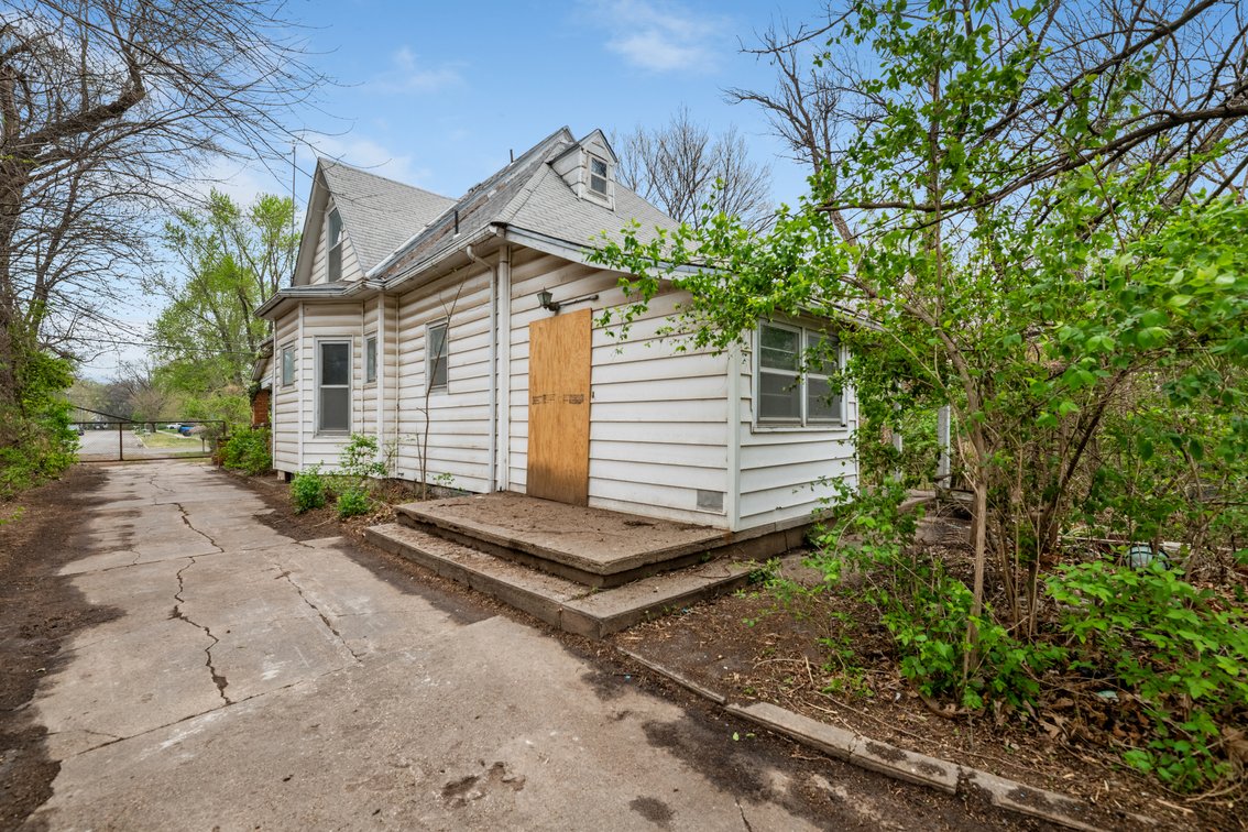 Image for 1315 W 35th Street N