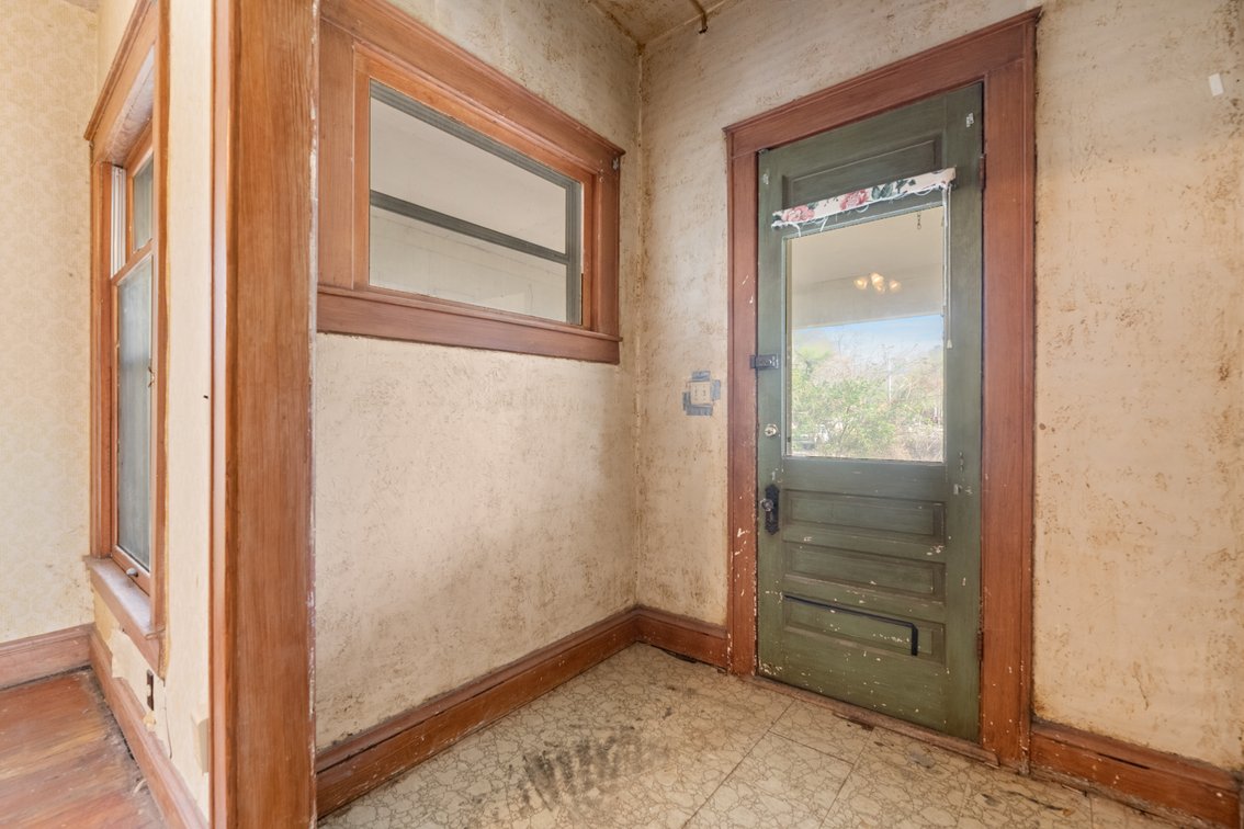 Image for 1315 W 35th Street N