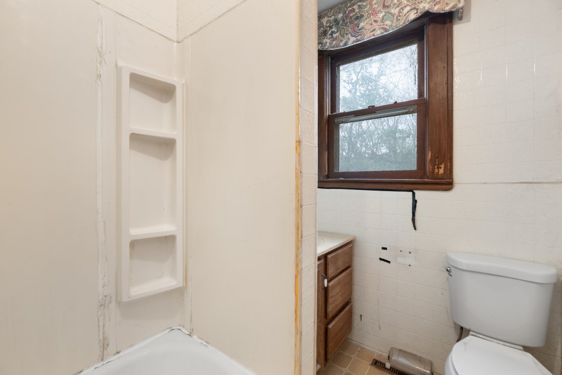 Image for 1315 W 35th Street N