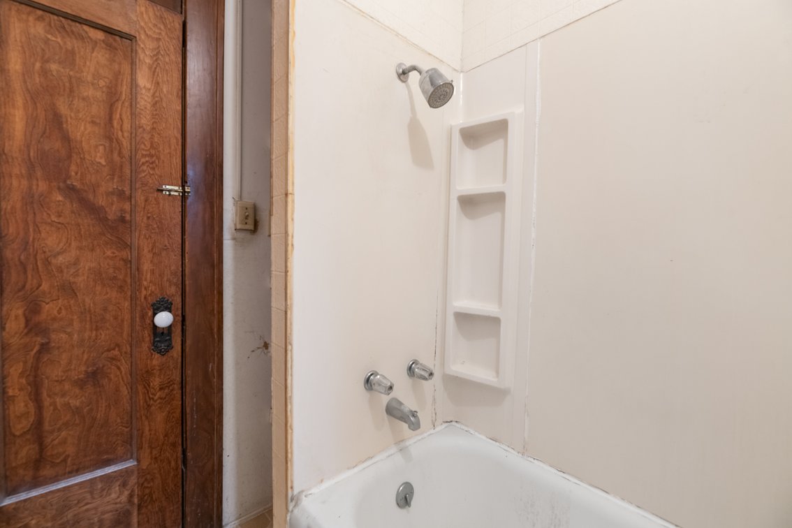 Image for 1315 W 35th Street N
