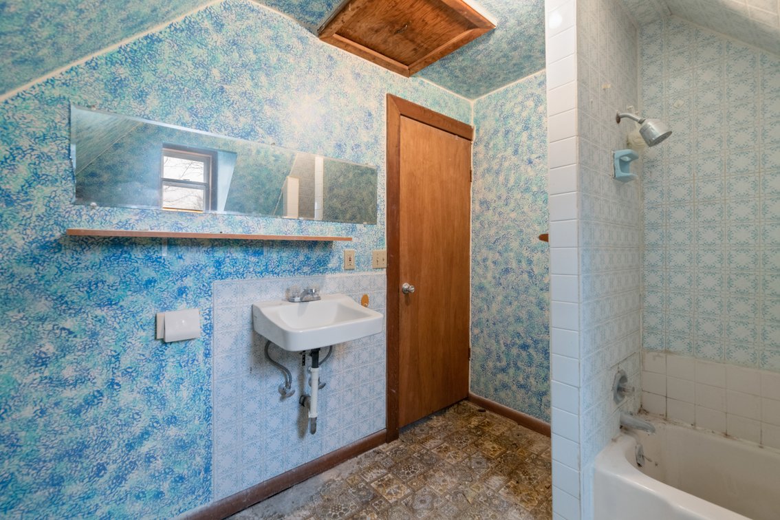 Image for 1315 W 35th Street N