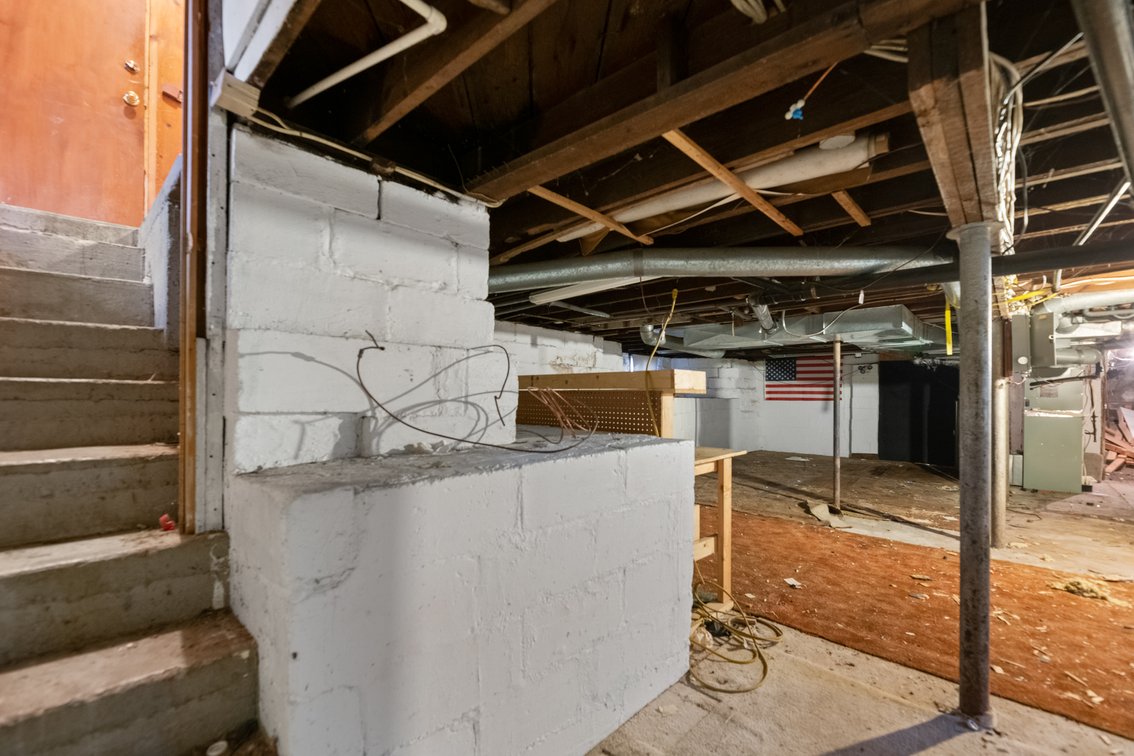 Image for 1315 W 35th Street N