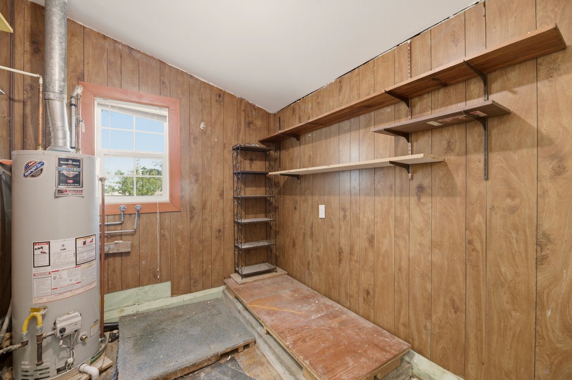 Image for 1540 N Andover Rd