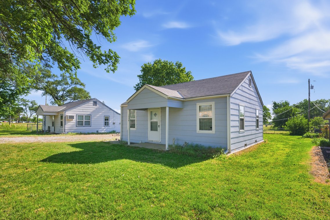 Image for 1536 N Andover Rd