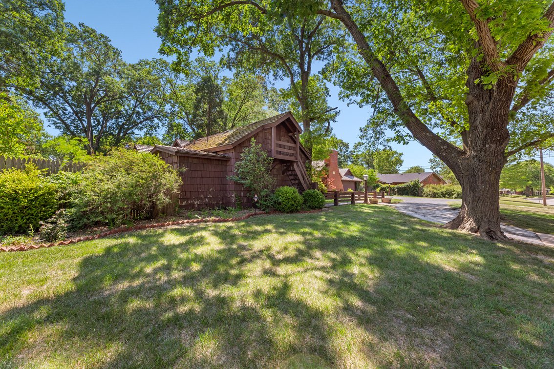 Image for 1314 N Willow Ln