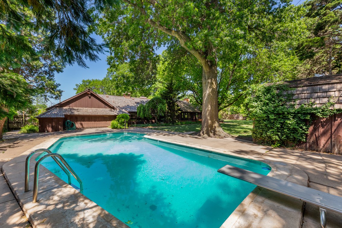 Image for 1314 N Willow Ln