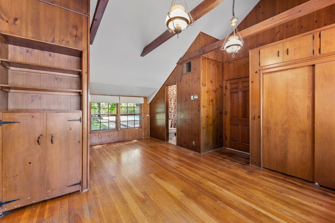 Image for 1314 N Willow Ln