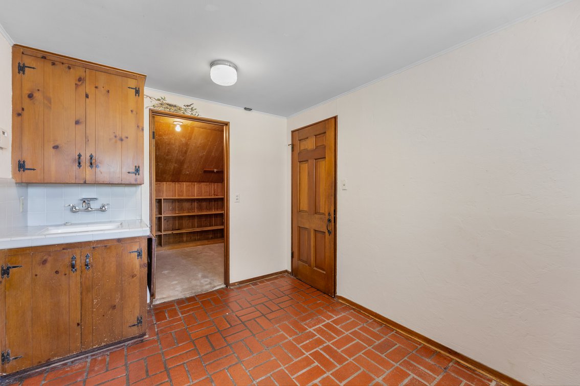 Image for 1314 N Willow Ln