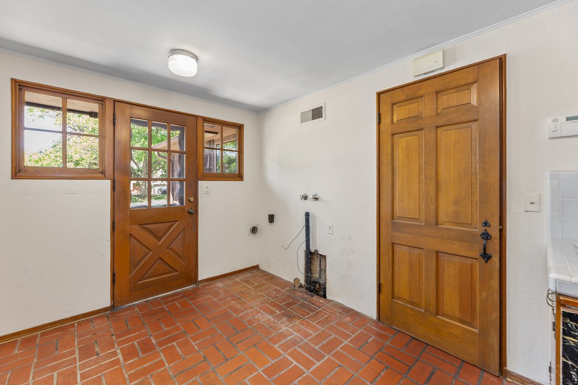 Image for 1314 N Willow Ln