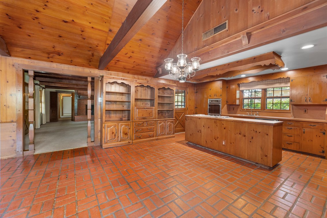Image for 1314 N Willow Ln