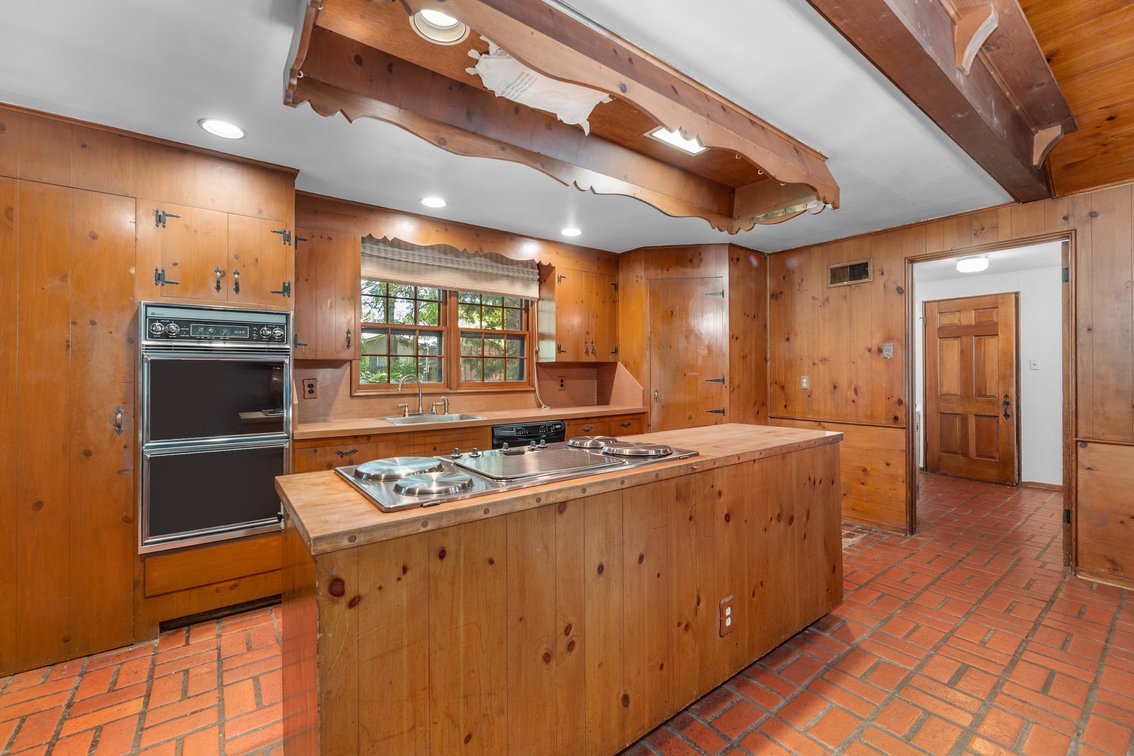 Image for 1314 N Willow Ln