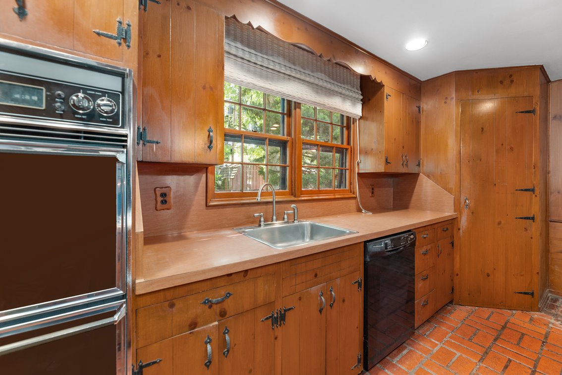 Image for 1314 N Willow Ln