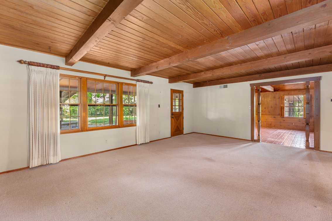 Image for 1314 N Willow Ln