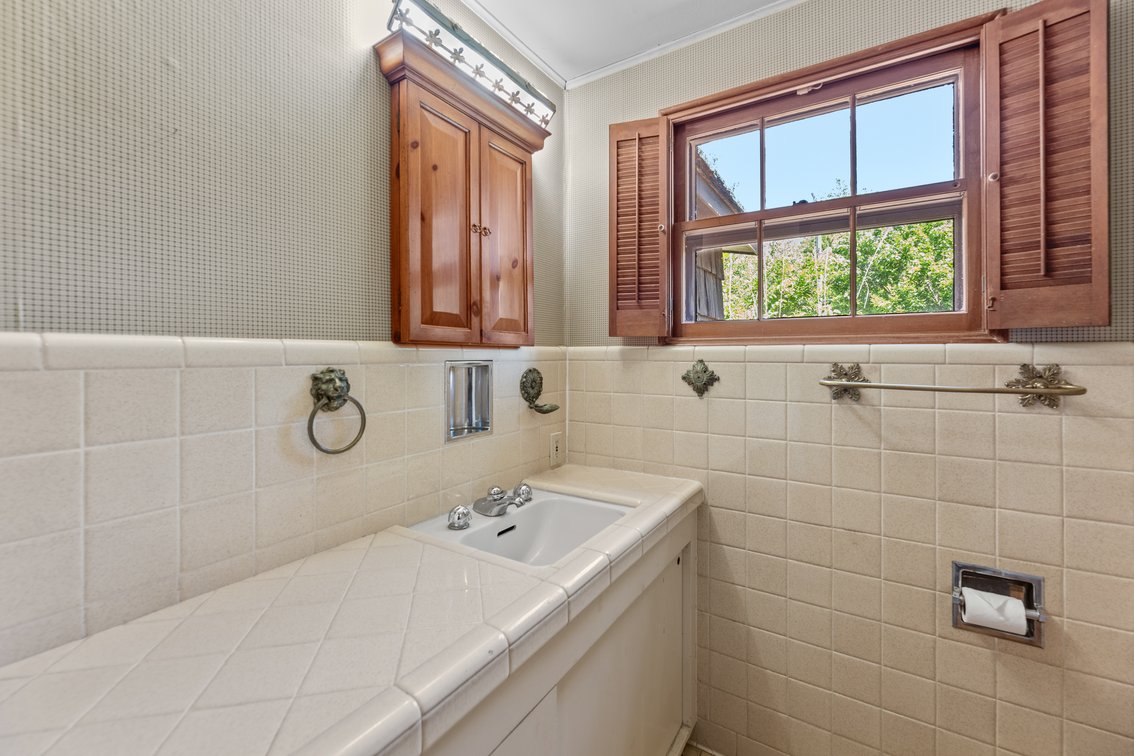 Image for 1314 N Willow Ln