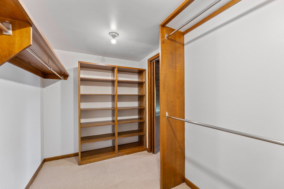 Image for 1314 N Willow Ln