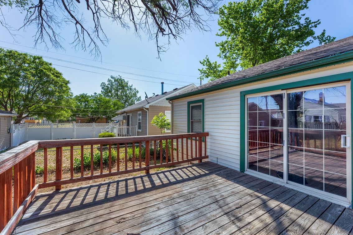 Image for 202 W 25th Ave, Hutchinson