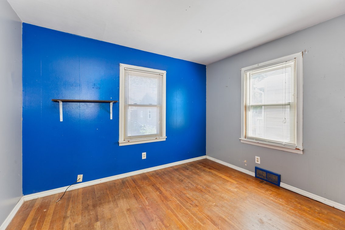 Image for 202 W 25th Ave, Hutchinson