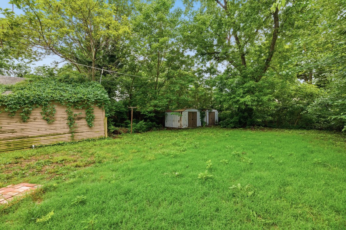 Image for 1527 N Woodland Ave