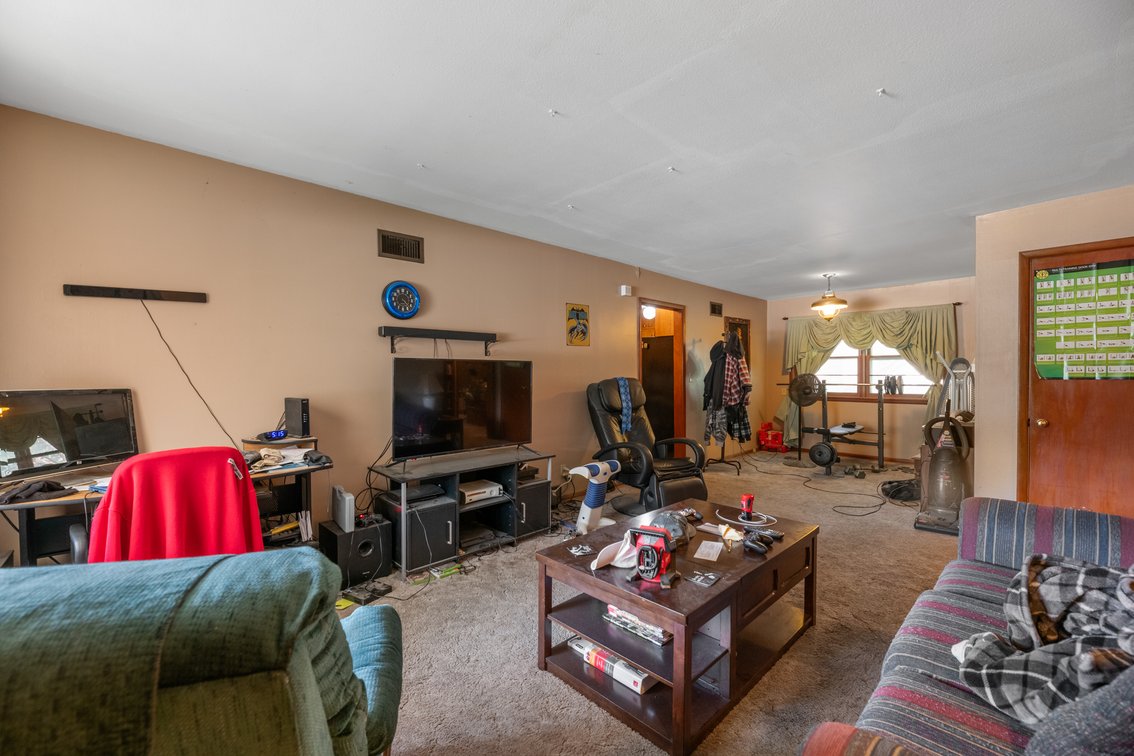 Image for 3532 S Seneca