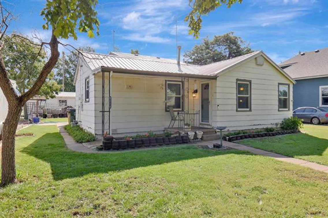 Image for 124 S Collingwood