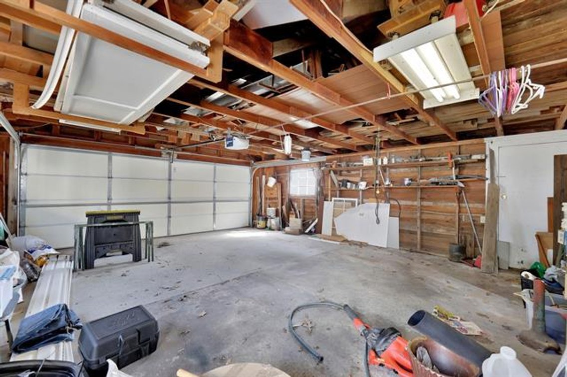 Image for 124 S Collingwood
