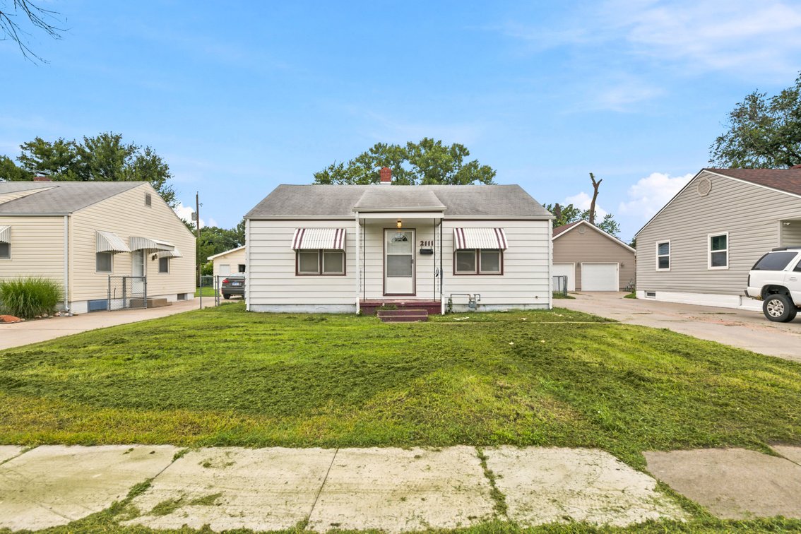 Image for 2111 S Pattie Ave