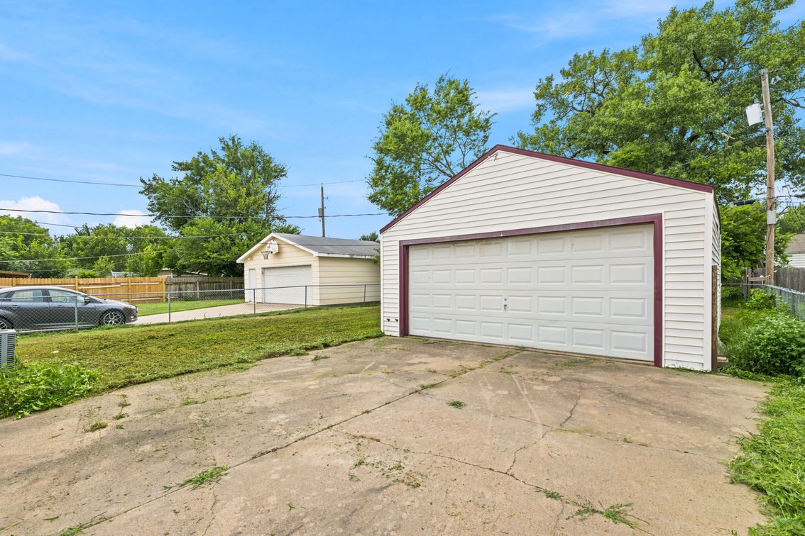 Image for 2111 S Pattie Ave