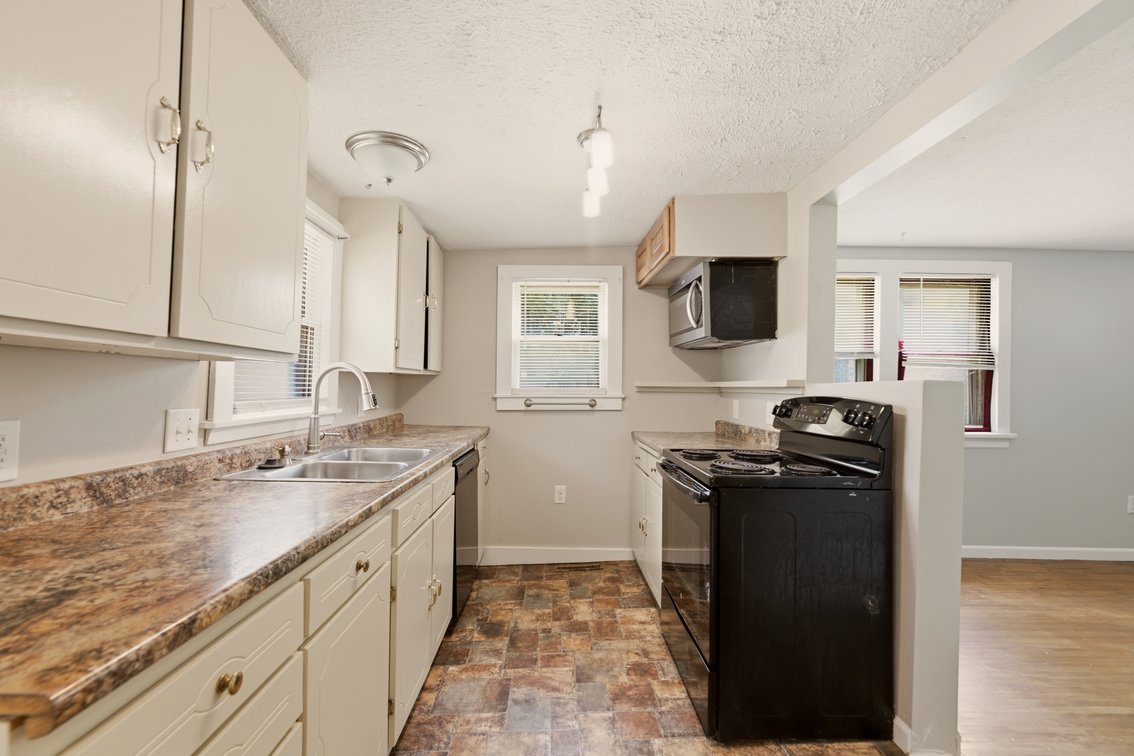 Image for 1128 N Custer Ave