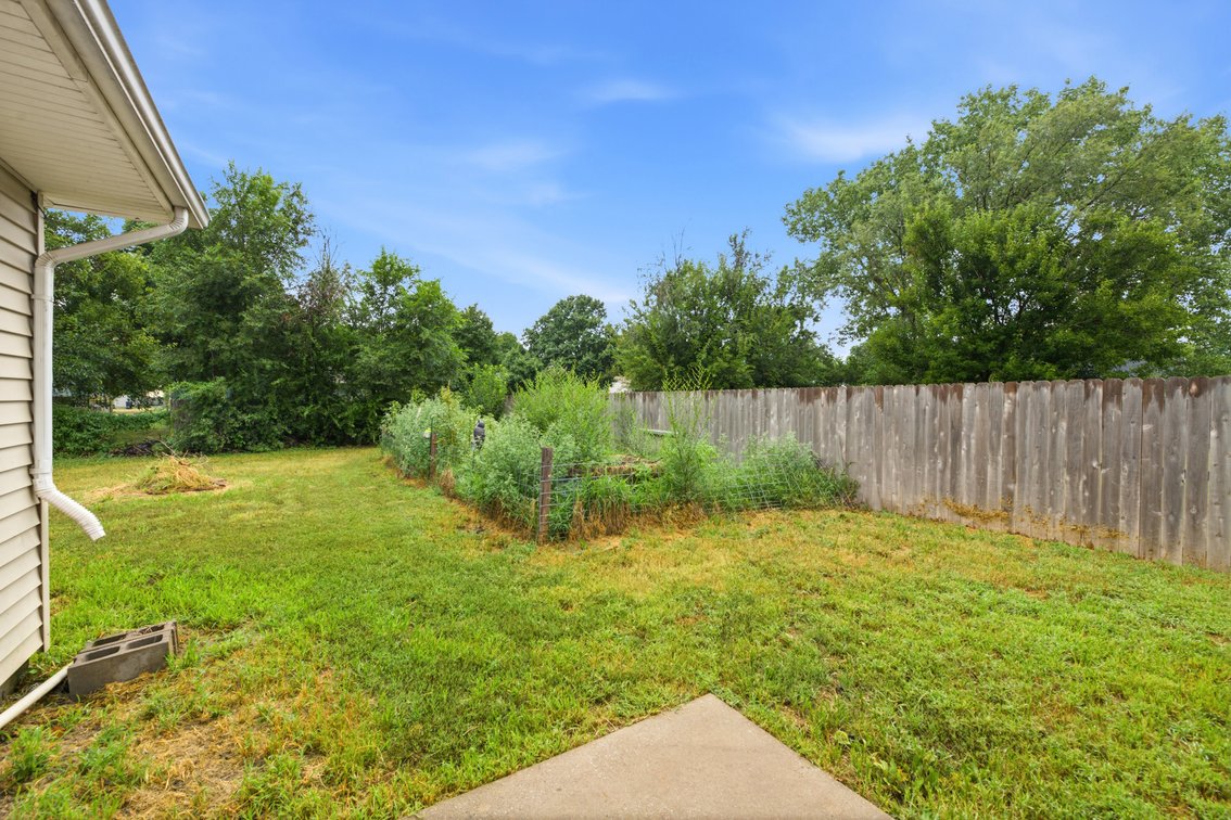 Image for 725 W Lockwood