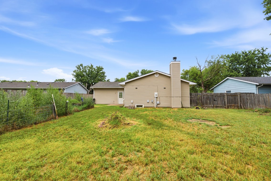 Image for 725 W Lockwood