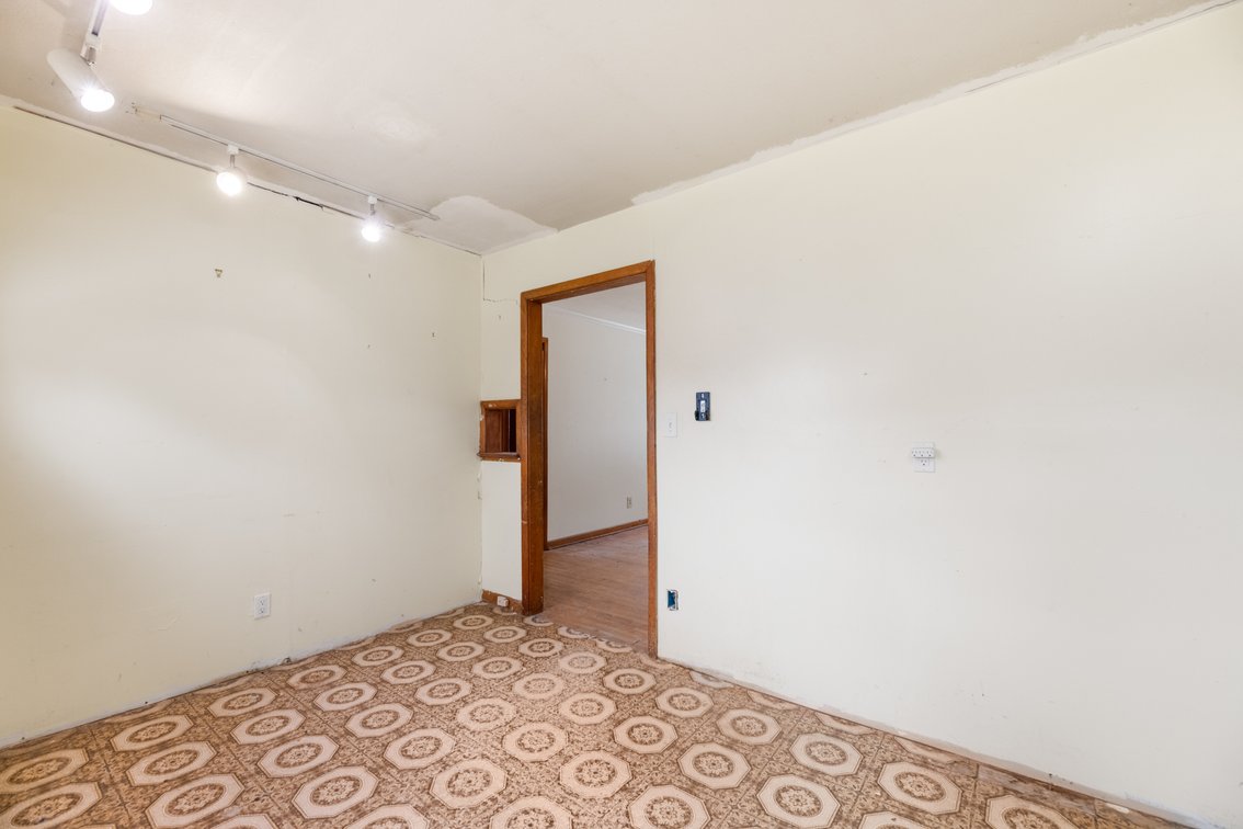 Image for 2732 S Greenwood Ave