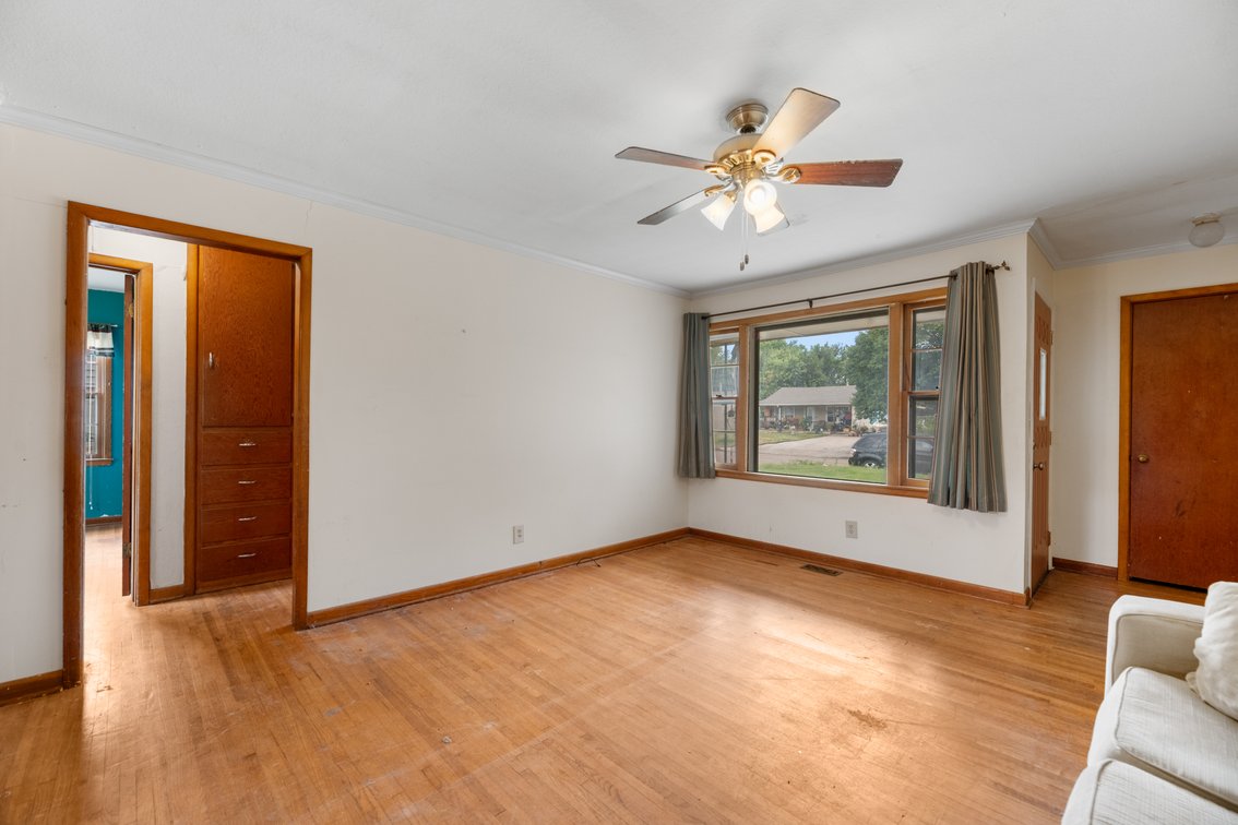 Image for 2732 S Greenwood Ave