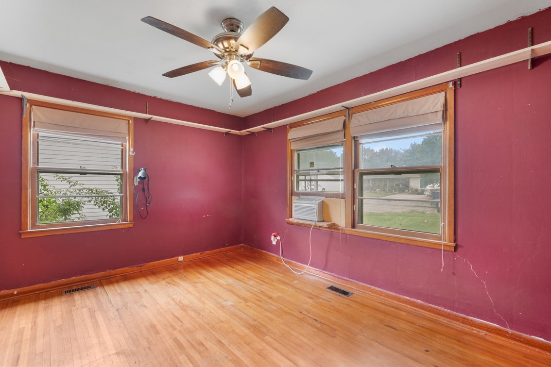 Image for 2732 S Greenwood Ave