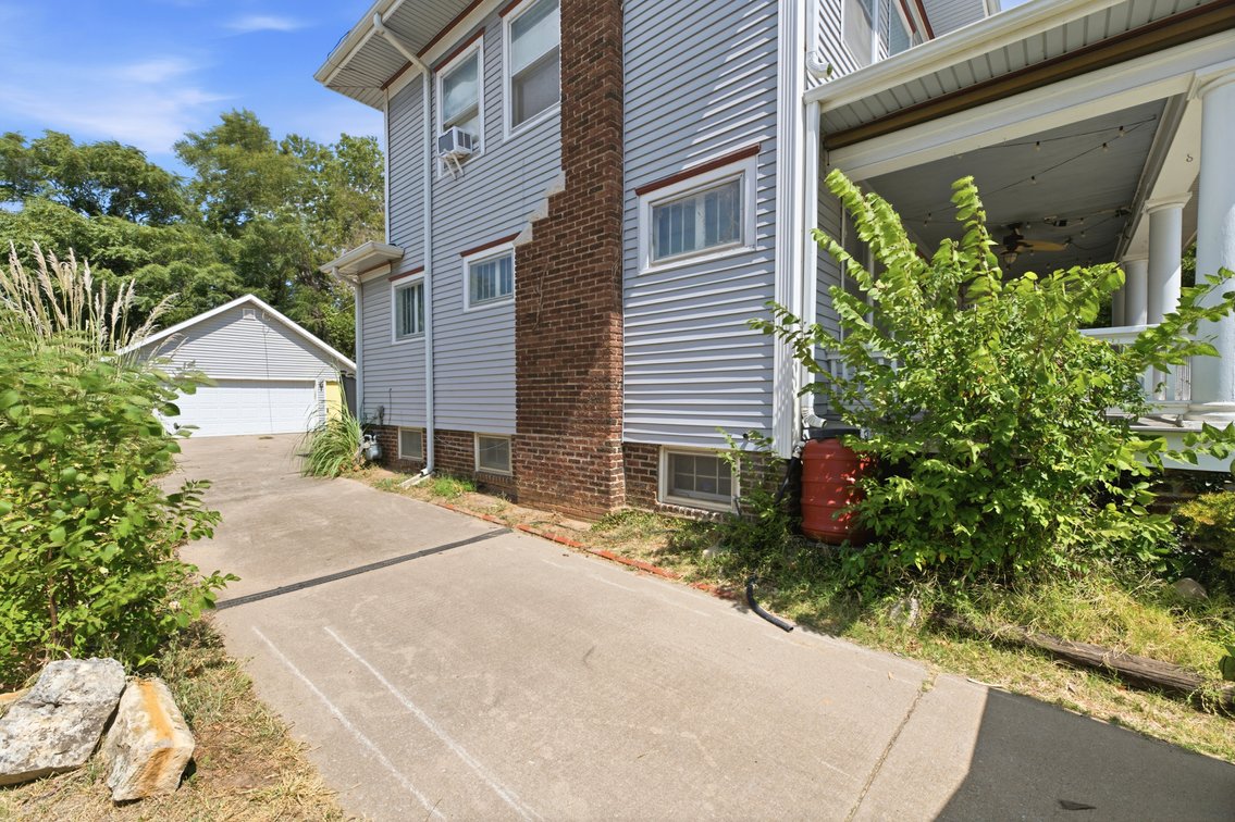 Image for 3240 E Country Club