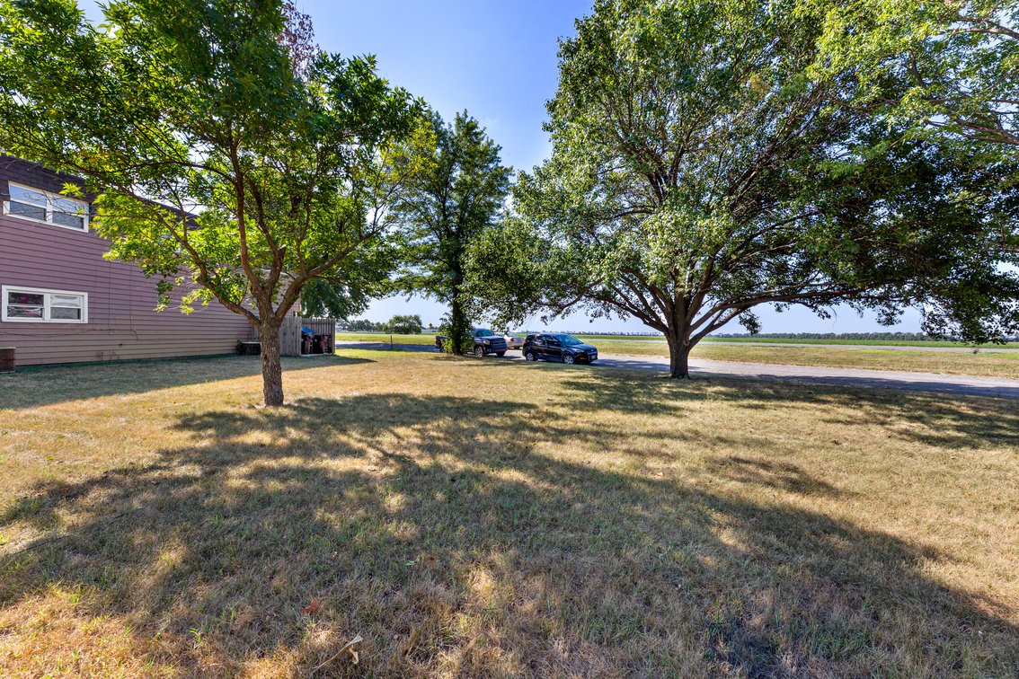 Image for 806 S. Edwards Ave, Moundridge