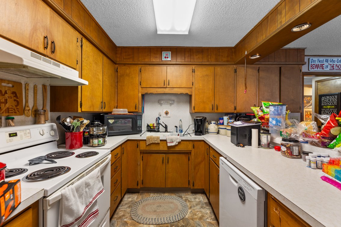 Image for 806 S. Edwards Ave, Moundridge