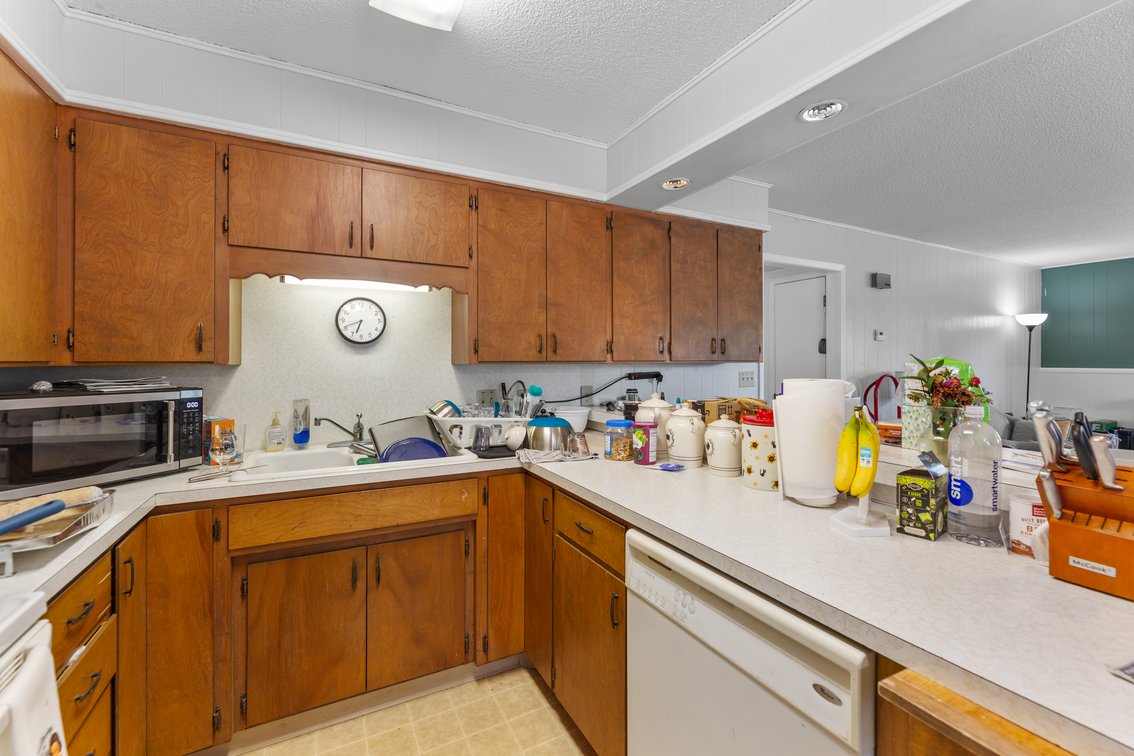 Image for 806 S. Edwards Ave, Moundridge