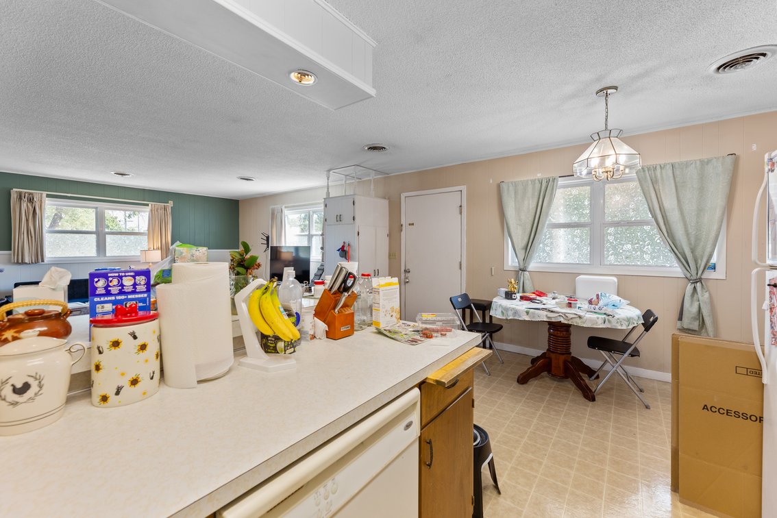Image for 806 S. Edwards Ave, Moundridge